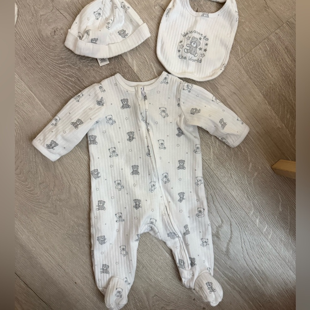 NWOT Little Me Teddy Sleeper Set